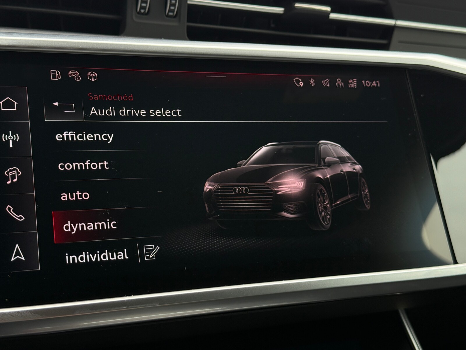 Audi S6 Avant - zdjęcie 36