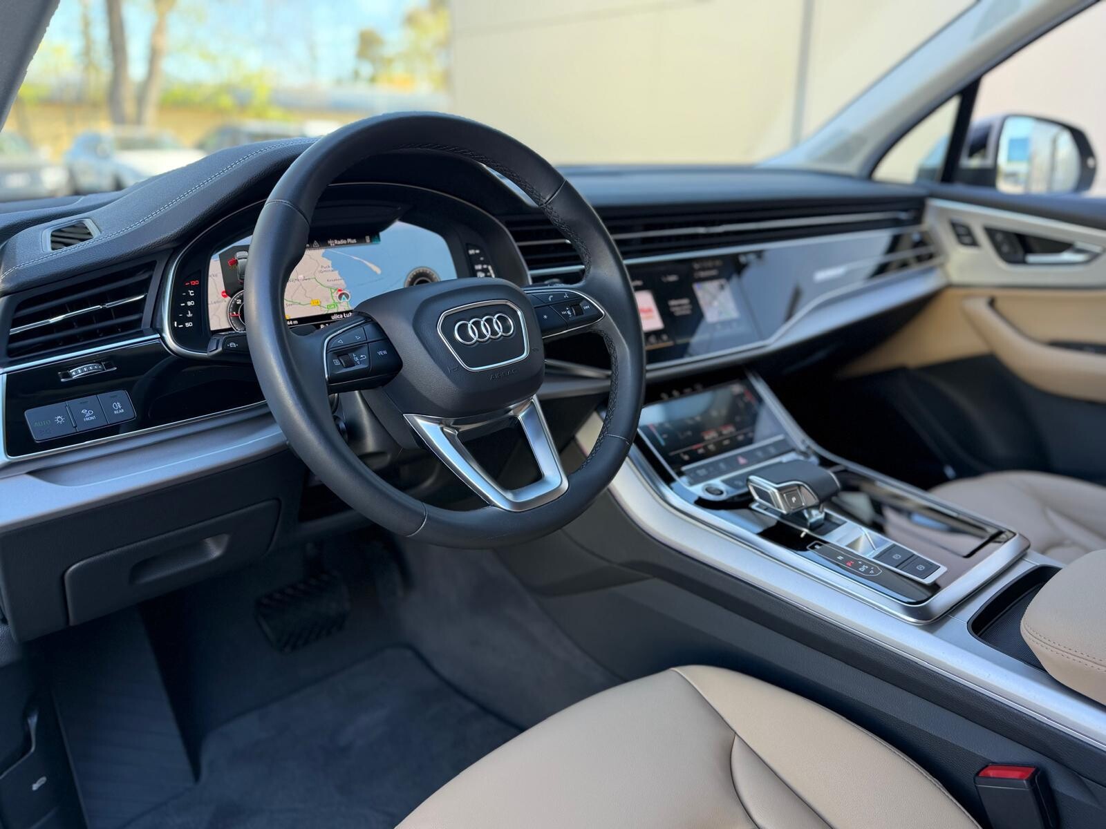 Audi Q7 - zdjęcie 16