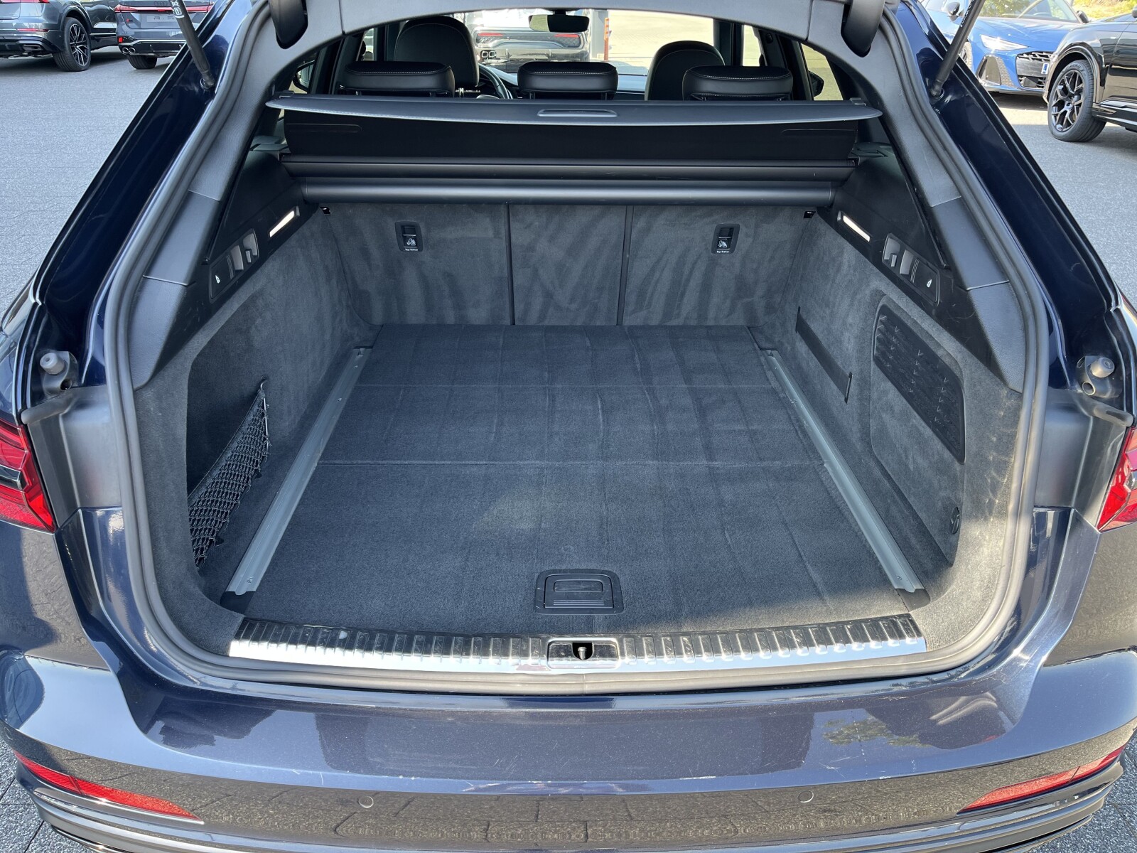 Audi A6 Avant - zdjęcie 9