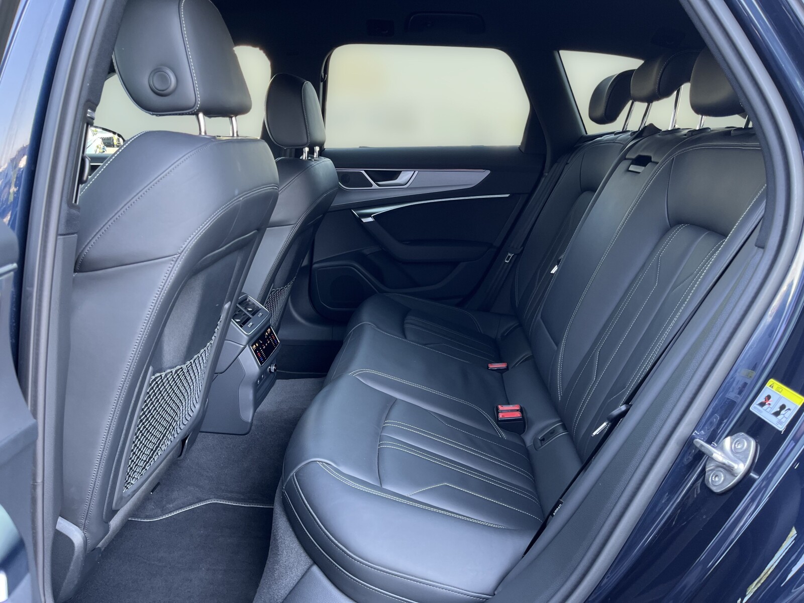 Audi A6 Avant - zdjęcie 15