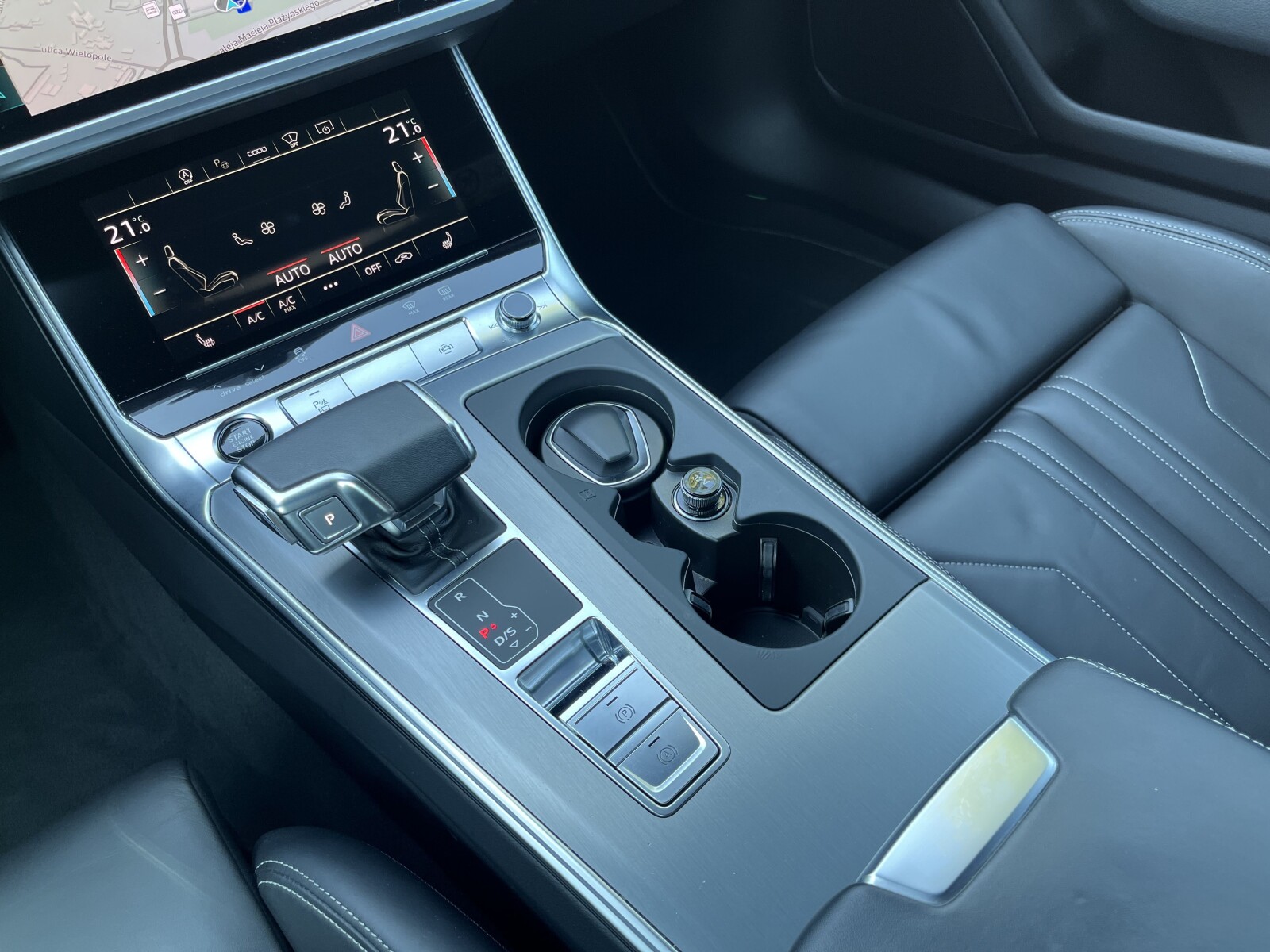 Audi A6 Avant - zdjęcie 23