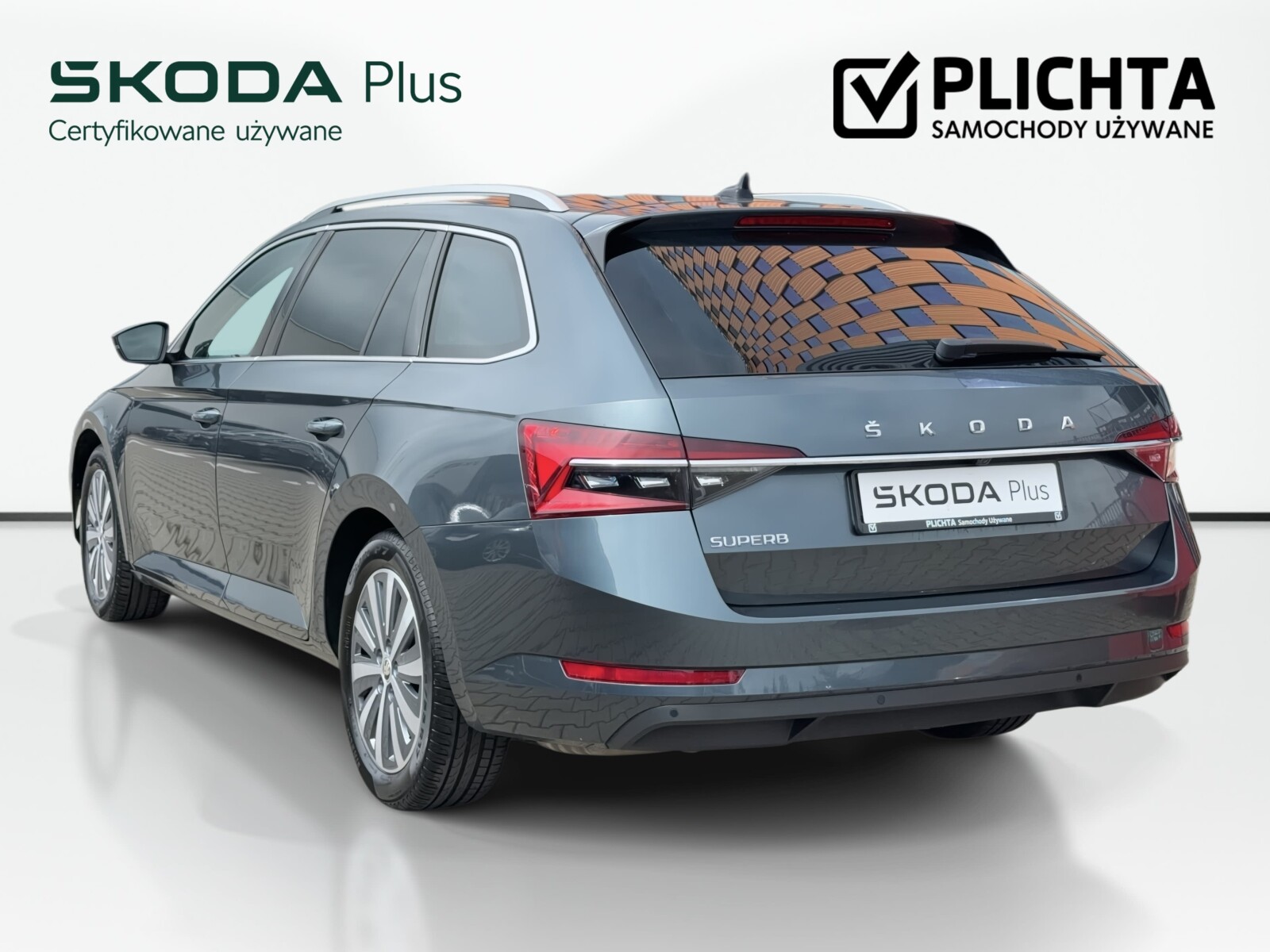 Škoda Superb Combi - zdjęcie 8