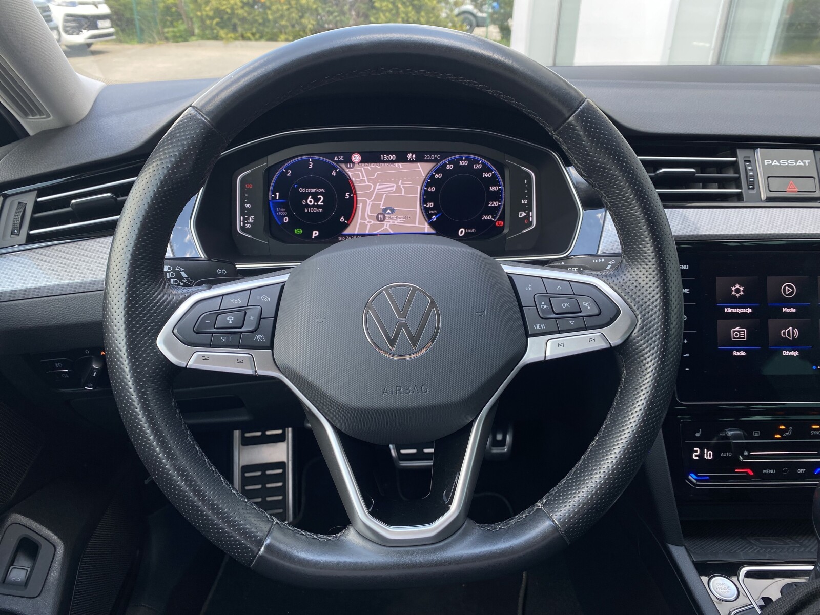 Volkswagen Passat Alltrack - zdjęcie 14