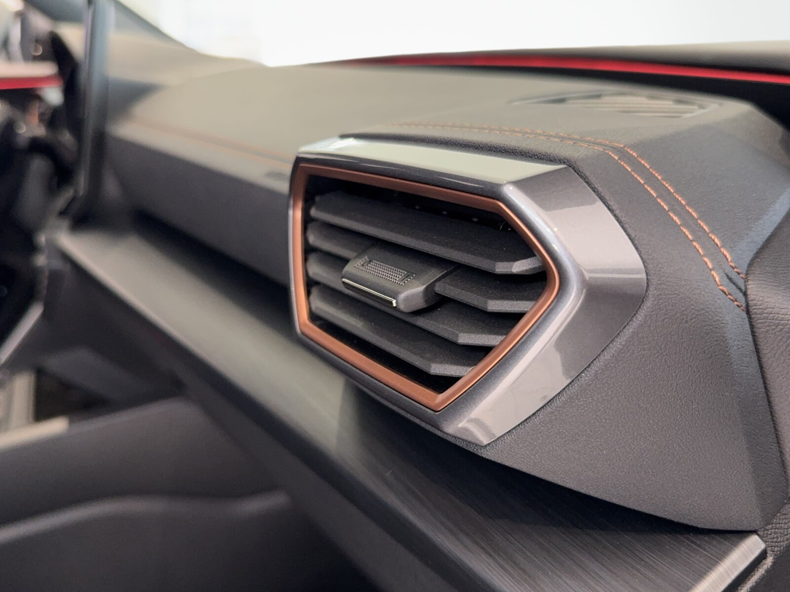 Cupra Formentor - zdjęcie 20