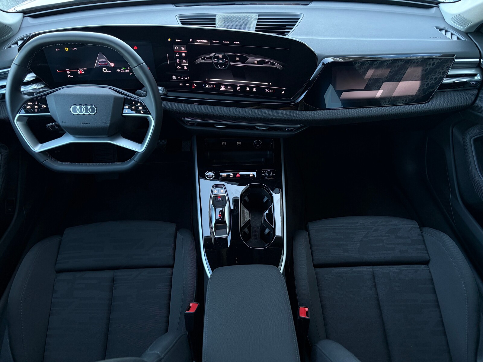 Audi A6 Avant - zdjęcie 18