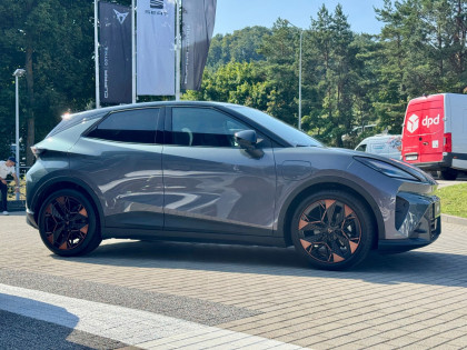 CUPRA RAVAL Dynamic Plus 52 KWh 211 KM 1-biegowa Automatyczna