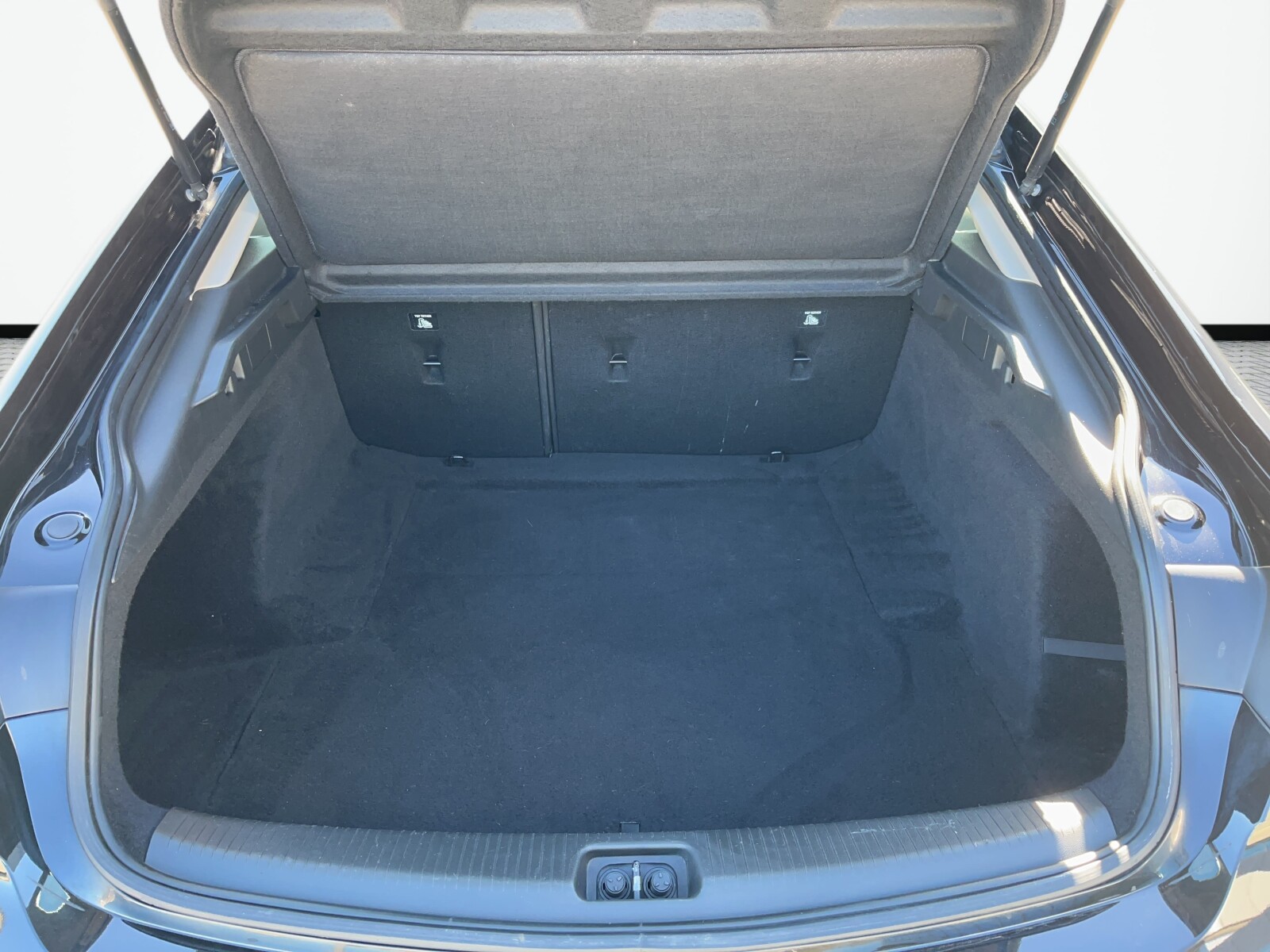 Opel Insignia - zdjęcie 17