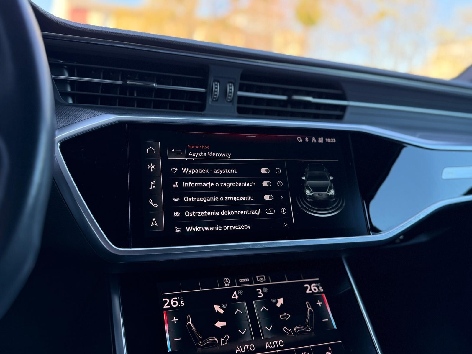 Audi A6 Avant - zdjęcie 32