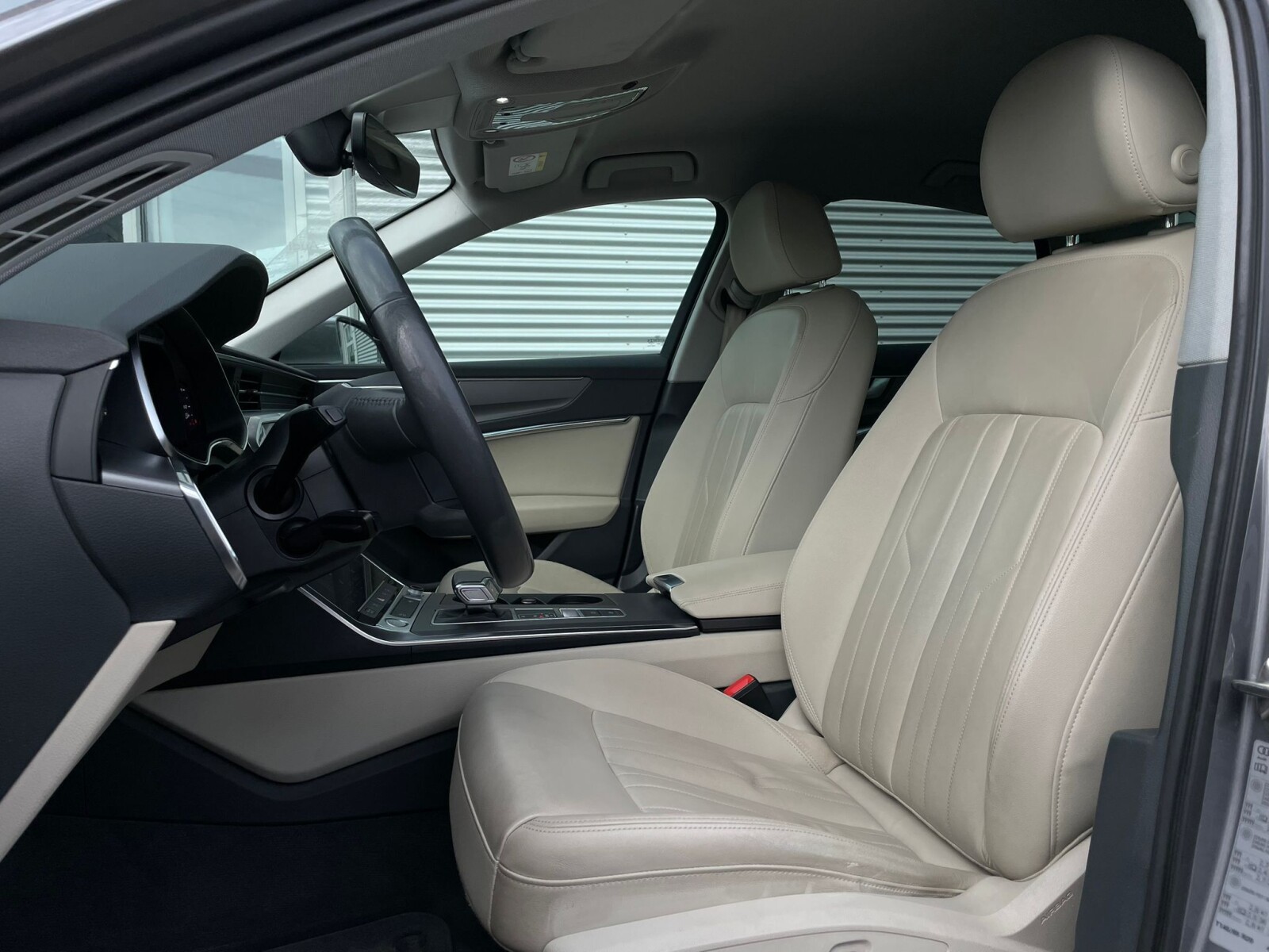 Audi A6 Limousine - zdjęcie 20