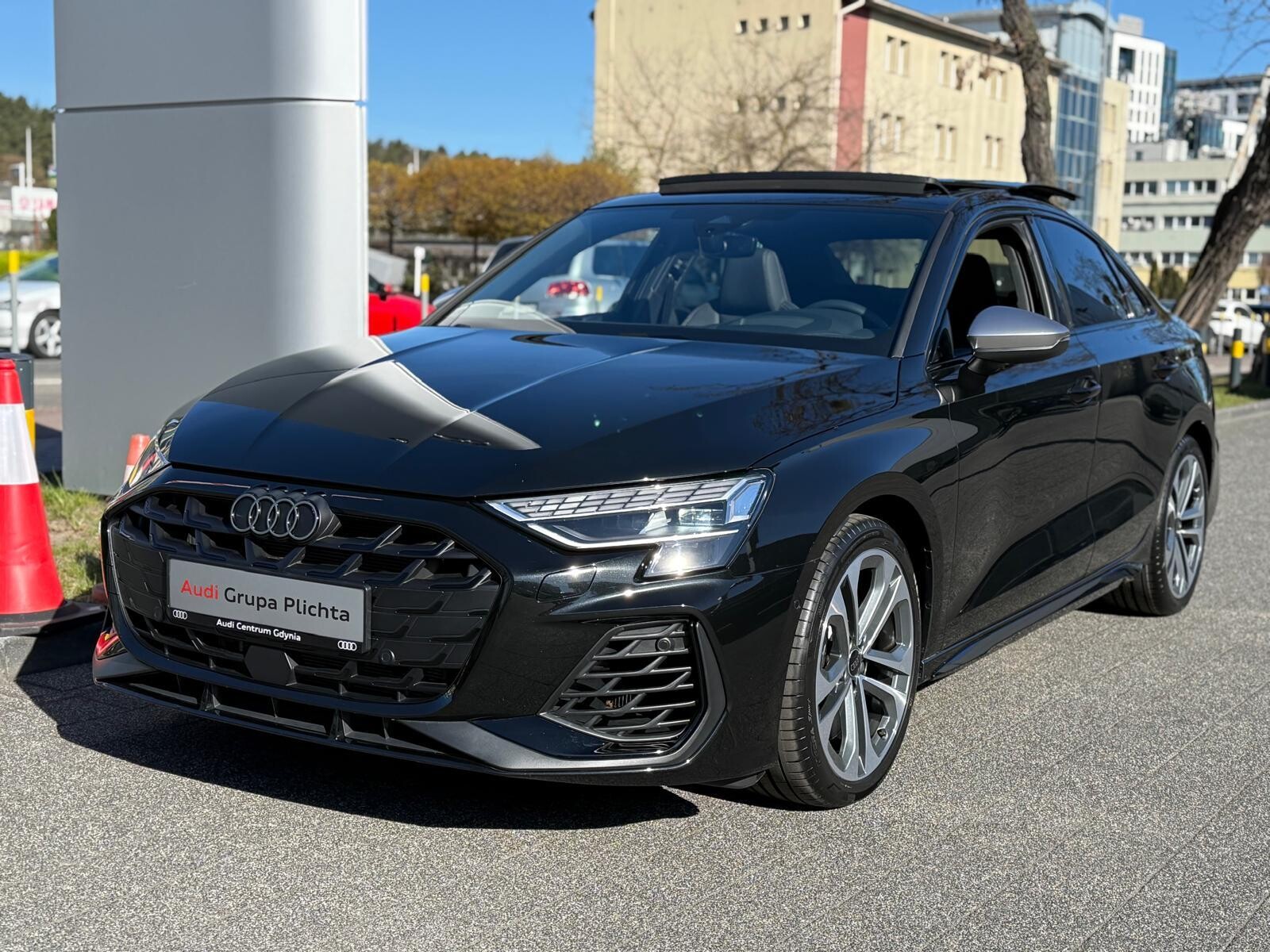 Audi S3 Limousine - zdjęcie 10