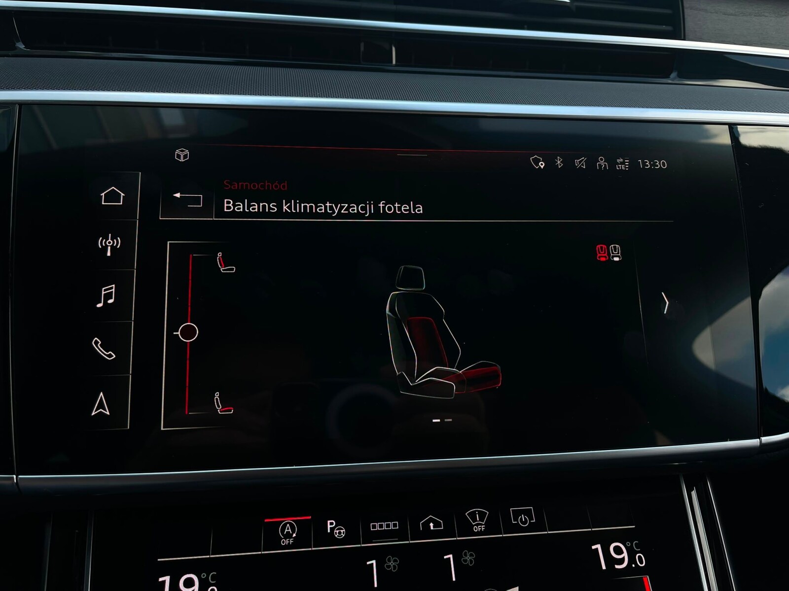Audi A8 - zdjęcie 31