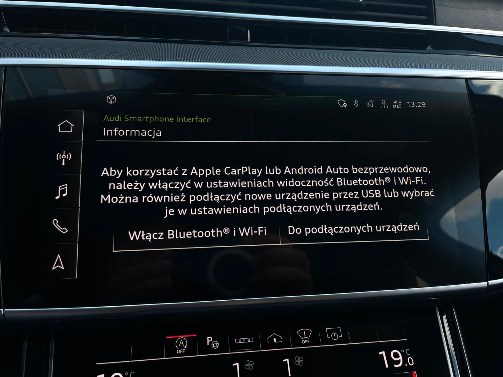 Audi A8 - zdjęcie 29