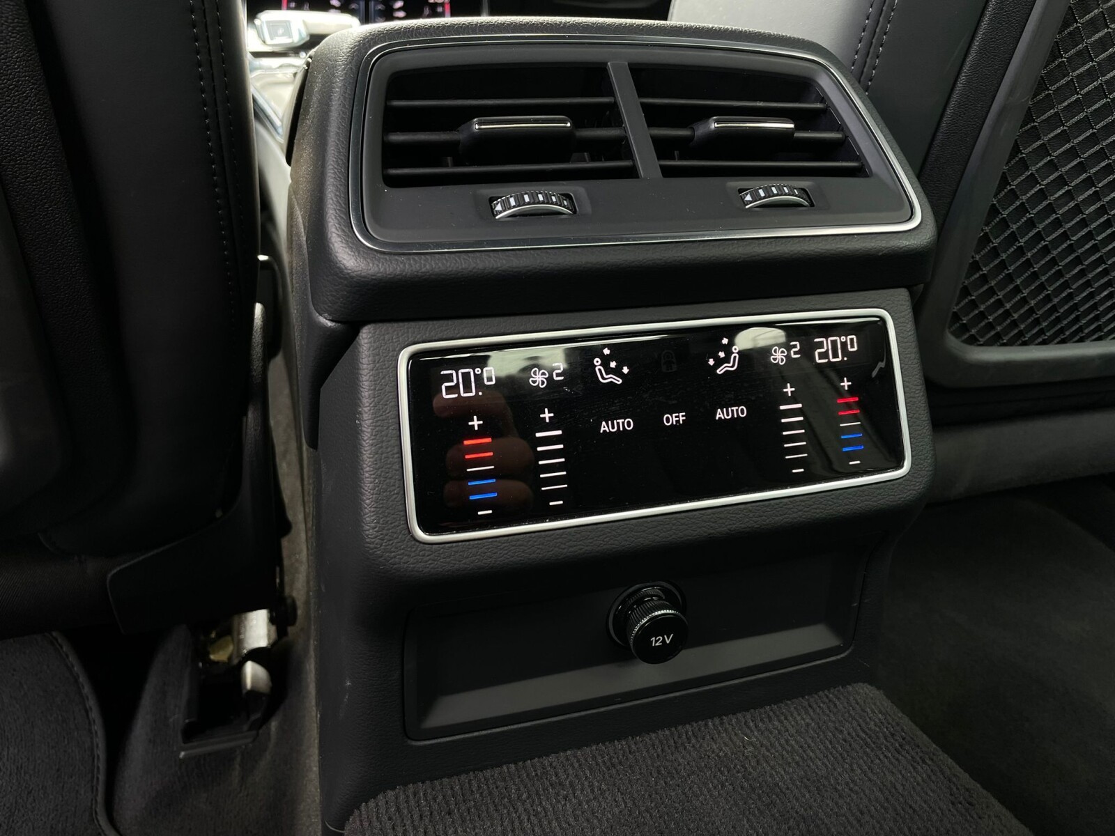 Audi A6 Limousine - zdjęcie 13