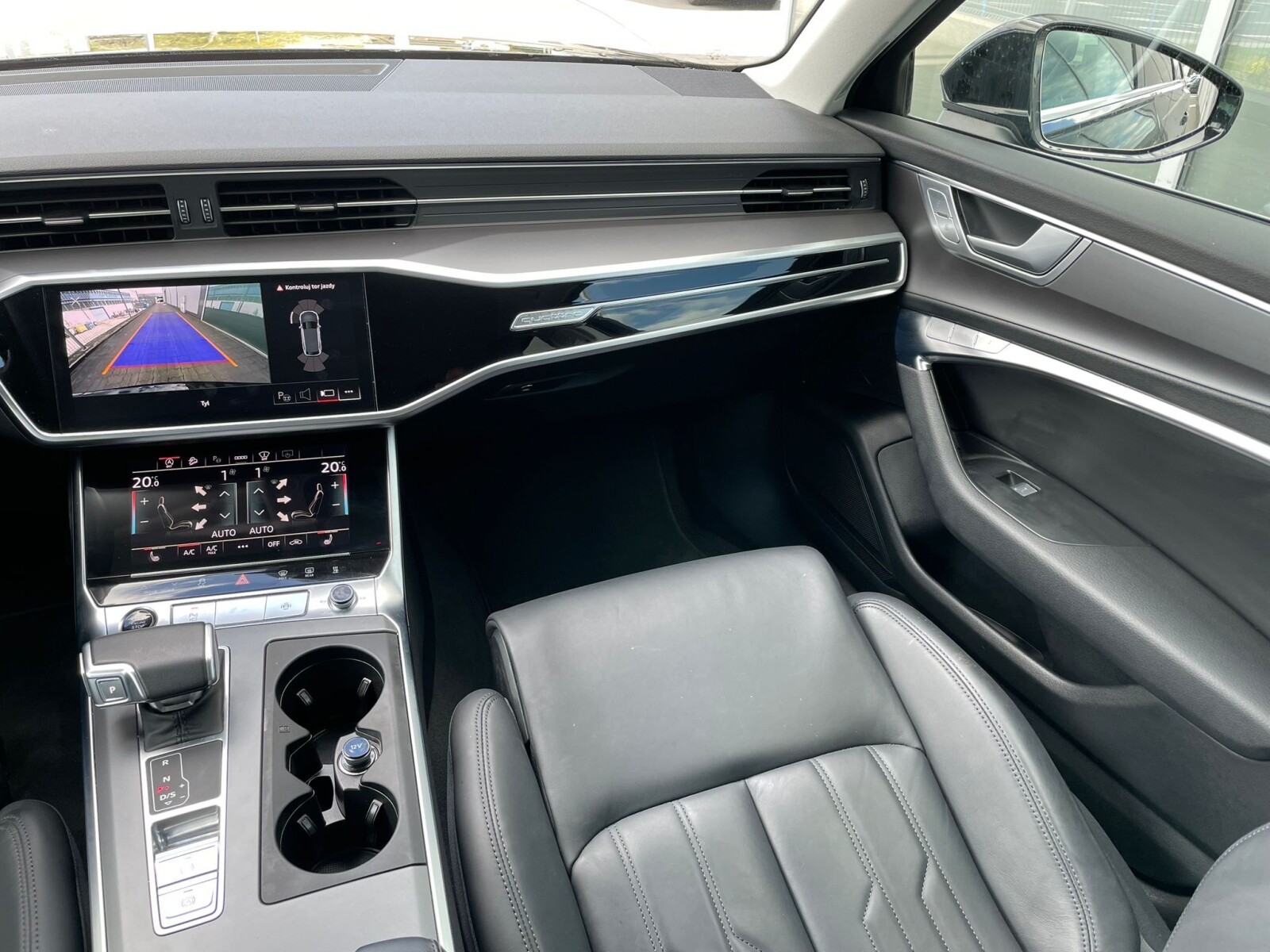 Audi A6 allroad quattro - zdjęcie 17