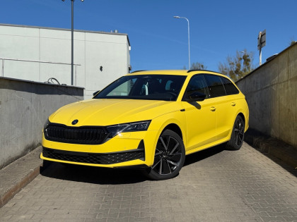 Combi Sportline 1.5 TSI M-HEV 150 KM DSG !! Kolor Specjalny !! Od Ręki
