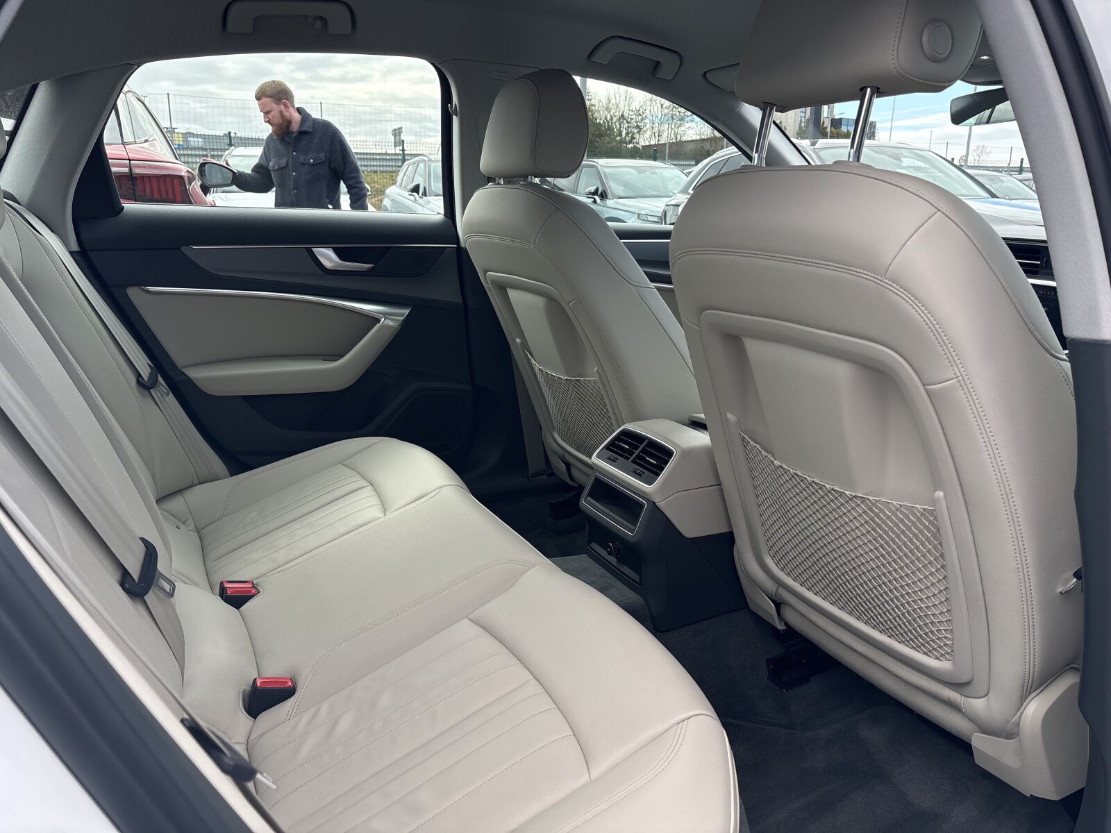 Audi A6 Limousine - zdjęcie 25