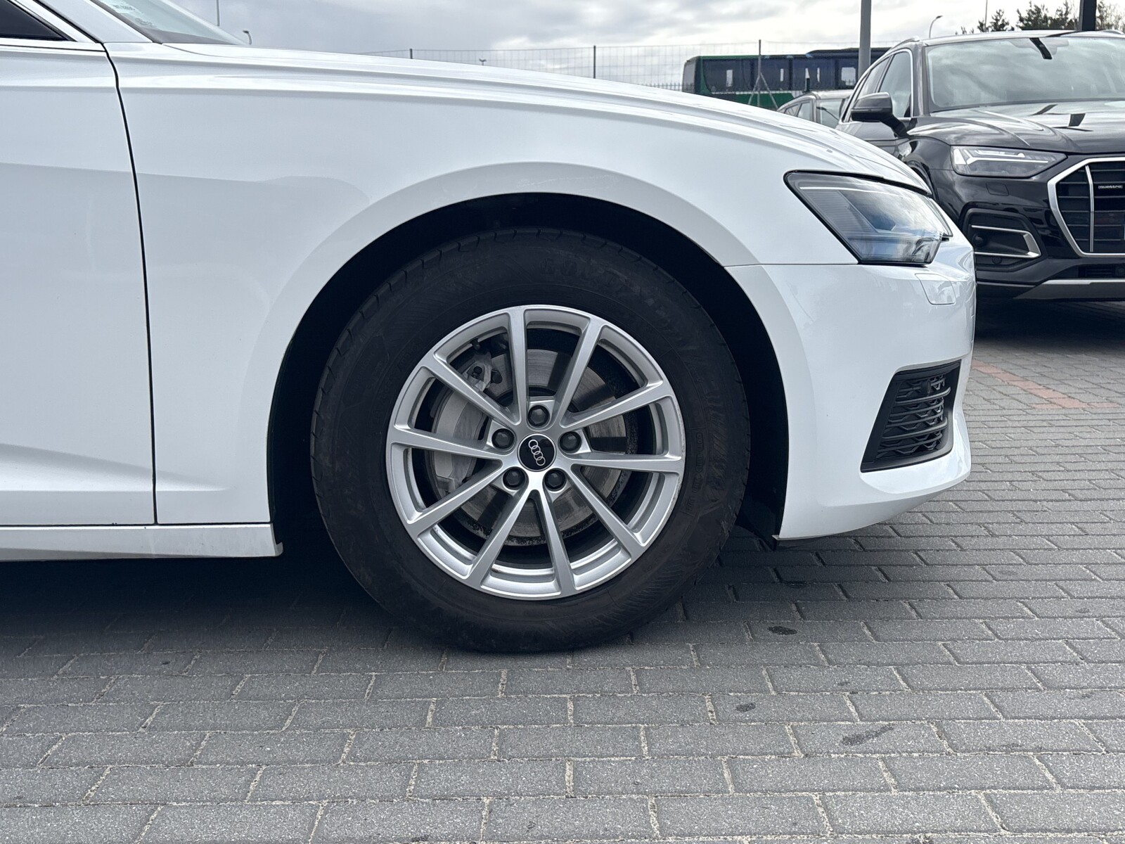 Audi A6 Limousine - zdjęcie 28