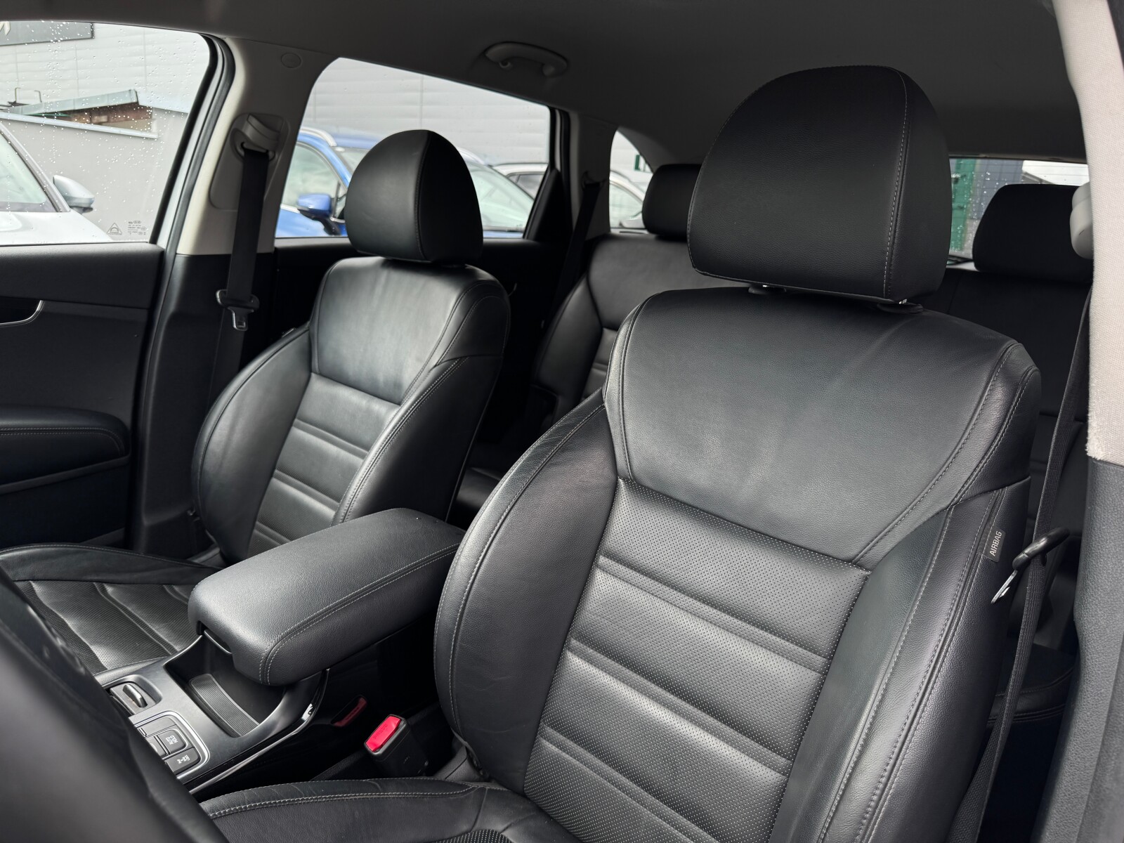 Kia Sorento - zdjęcie 4