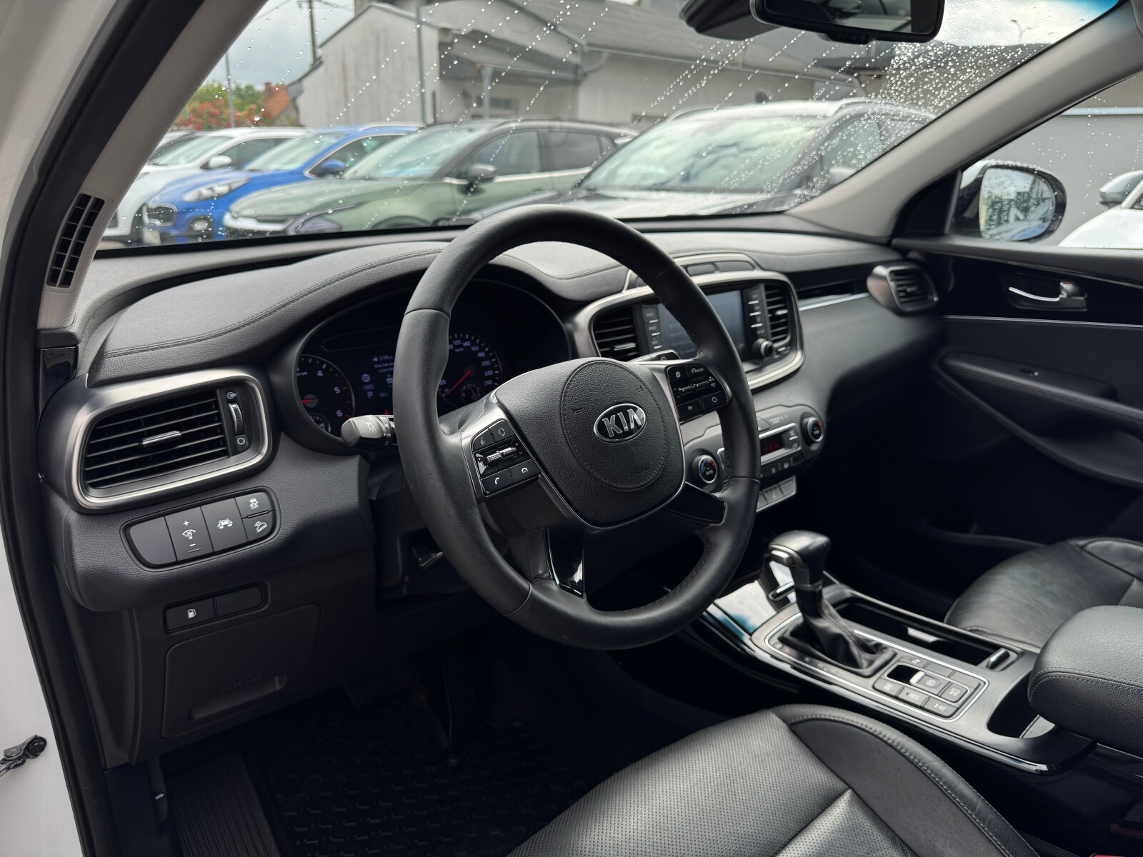 Kia Sorento - zdjęcie 3