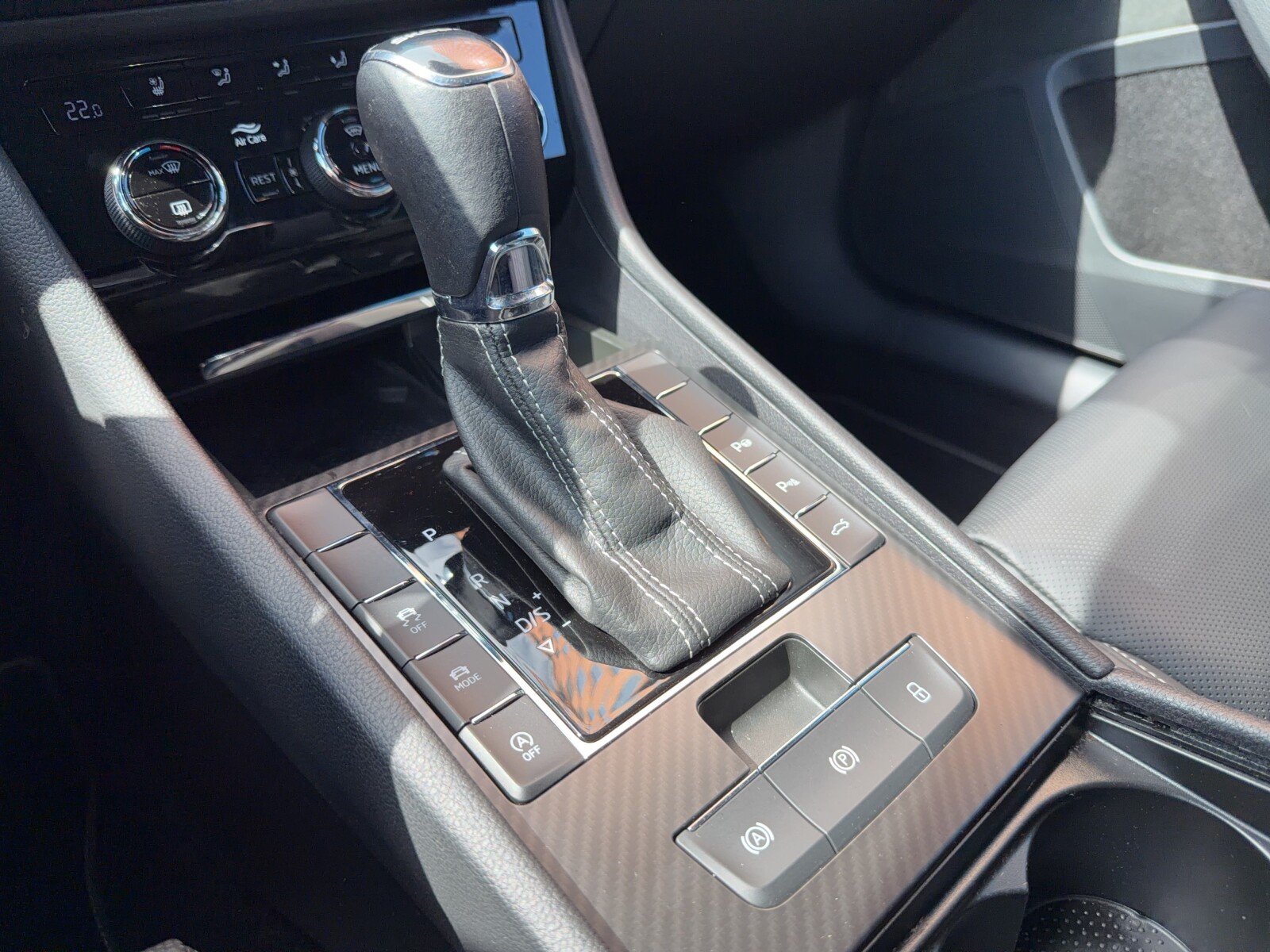 Škoda Superb - zdjęcie 21