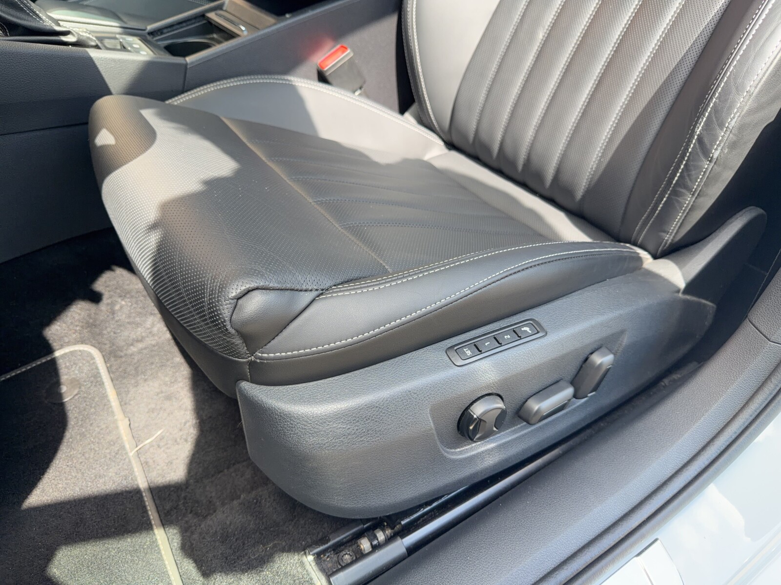 Škoda Superb - zdjęcie 12