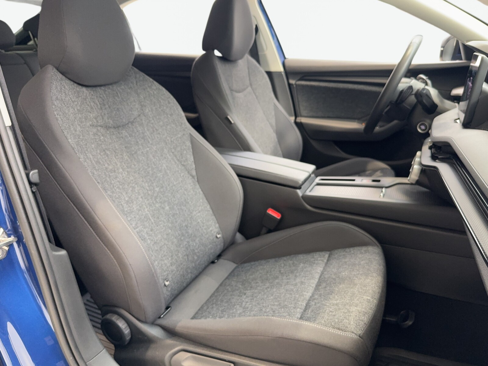 Škoda Superb - zdjęcie 18