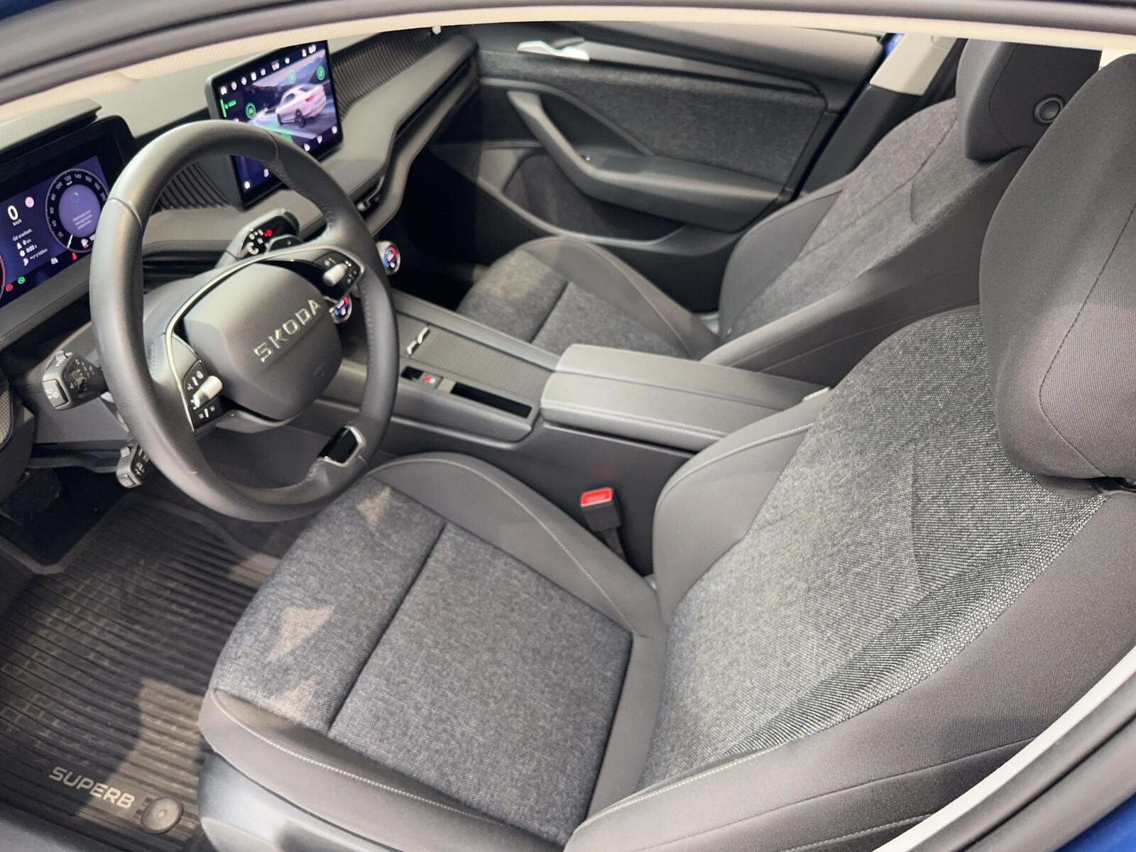 Škoda Superb - zdjęcie 10