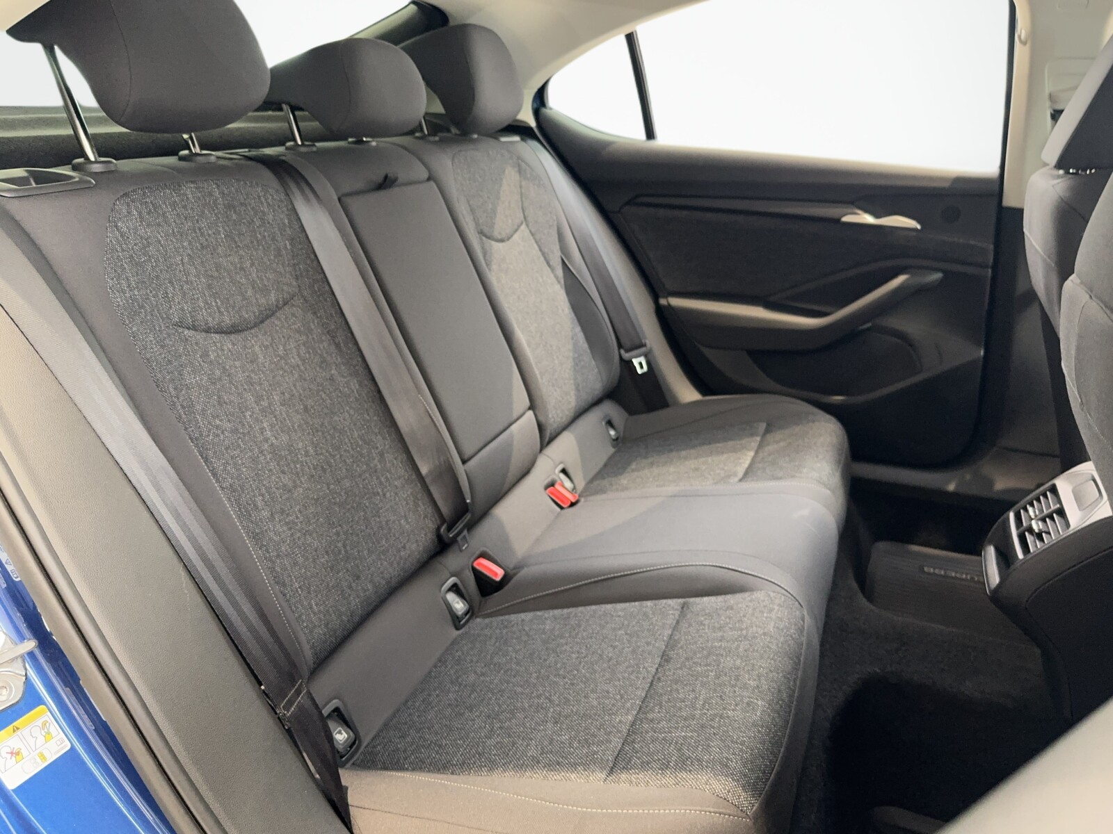 Škoda Superb - zdjęcie 17