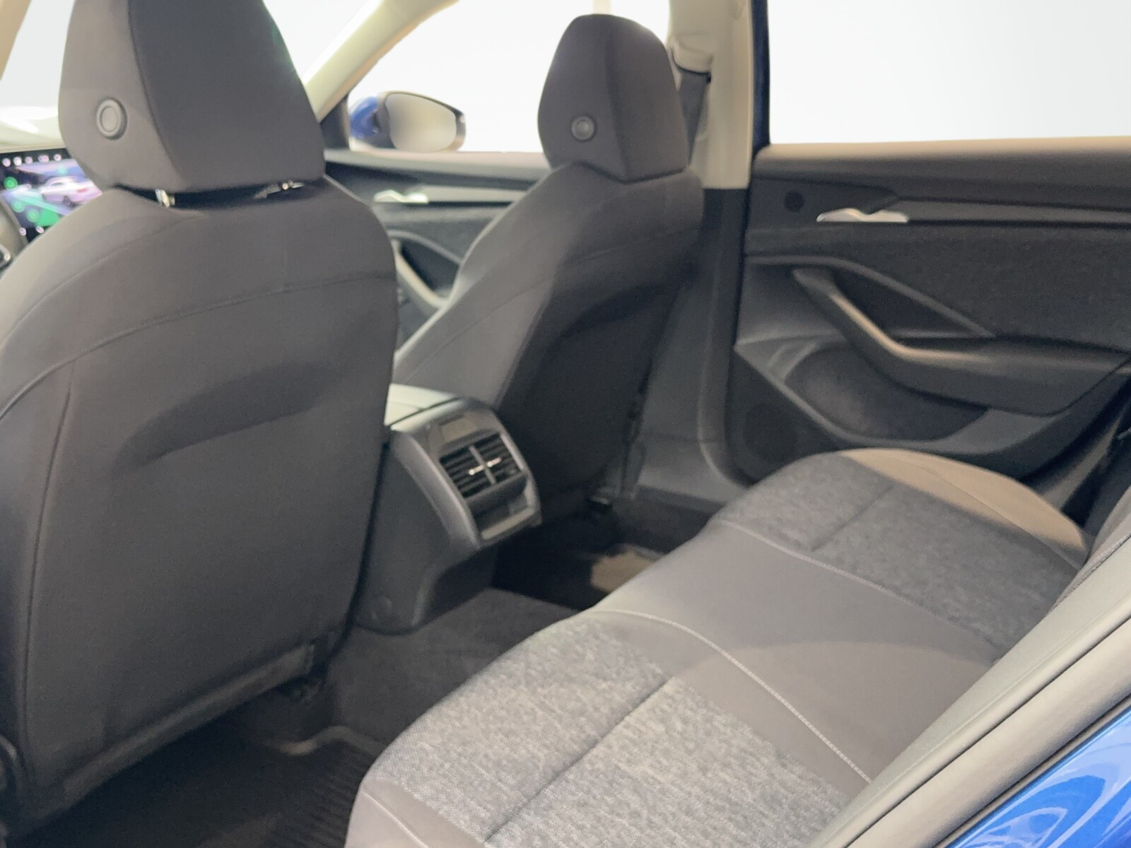Škoda Superb - zdjęcie 13