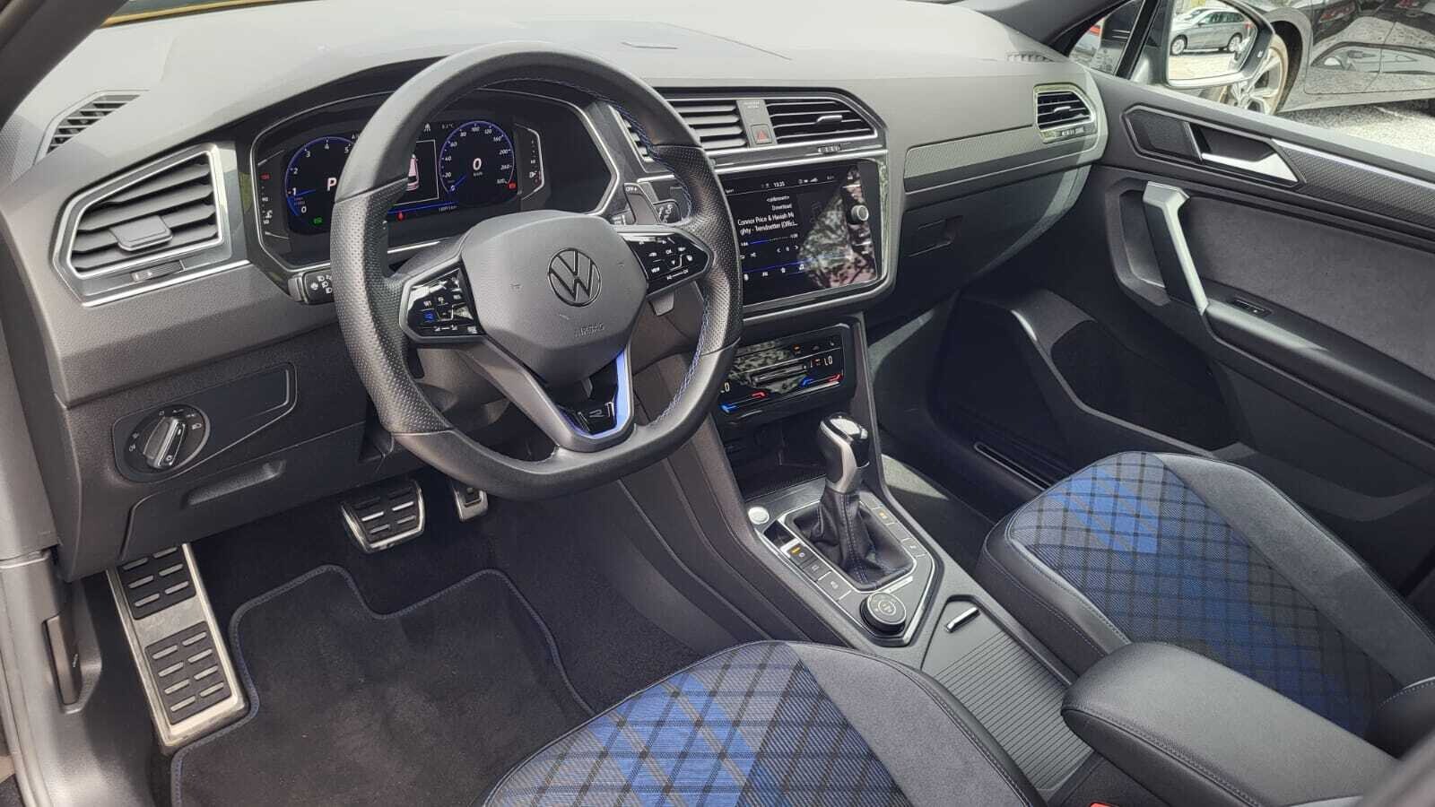 Volkswagen Tiguan - zdjęcie 9