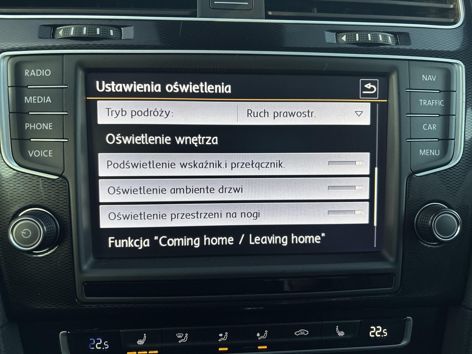 Volkswagen Golf - zdjęcie 34