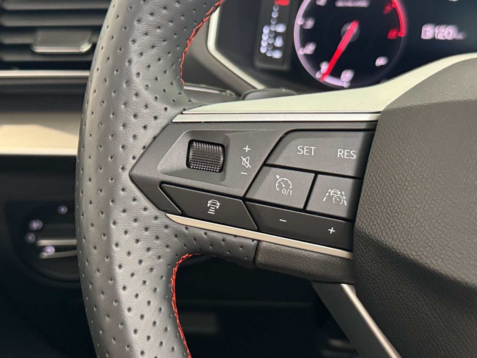 Seat Tarraco - zdjęcie 30