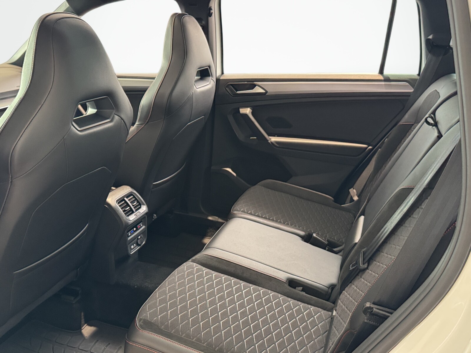 Seat Tarraco - zdjęcie 14
