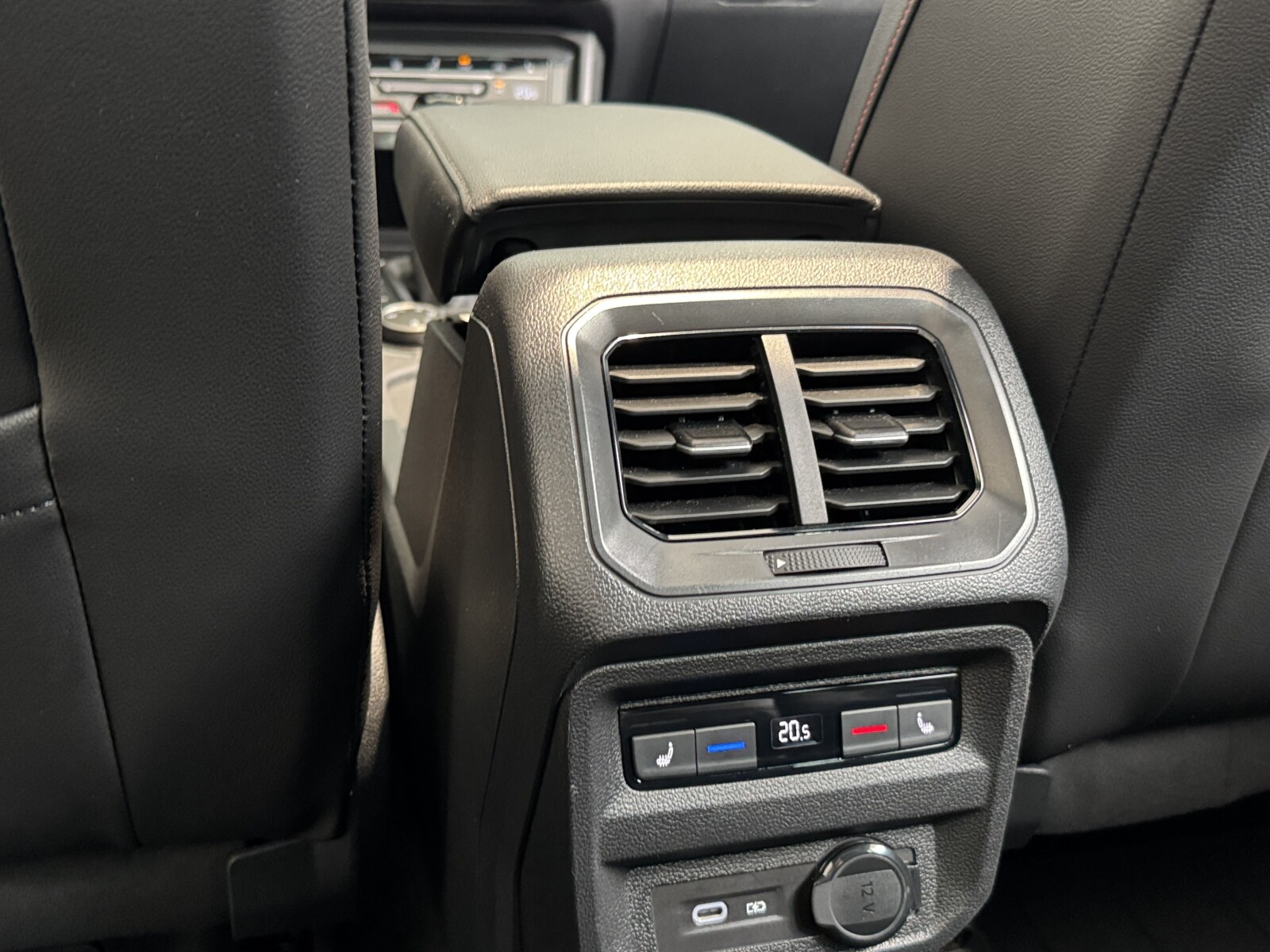 Seat Tarraco - zdjęcie 16