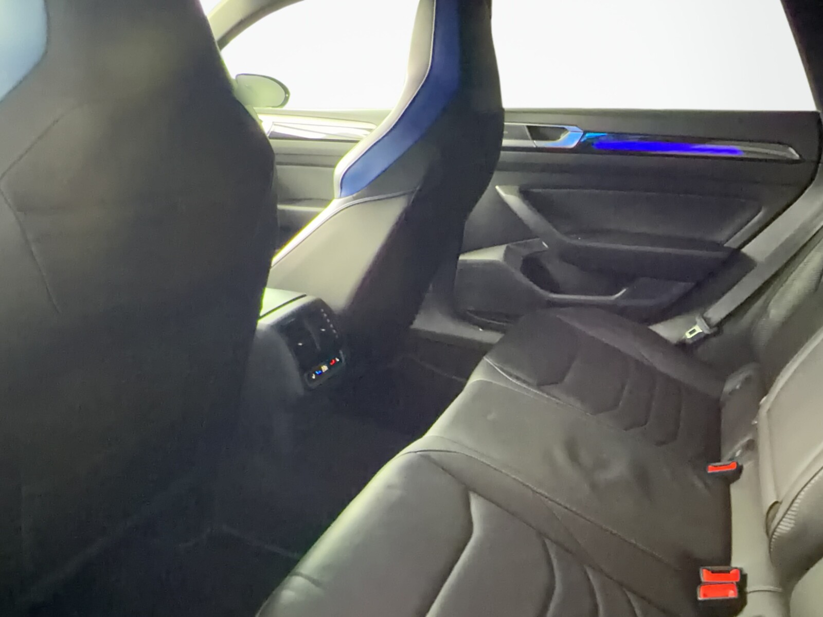 Volkswagen Arteon Shooting Brake - zdjęcie 19