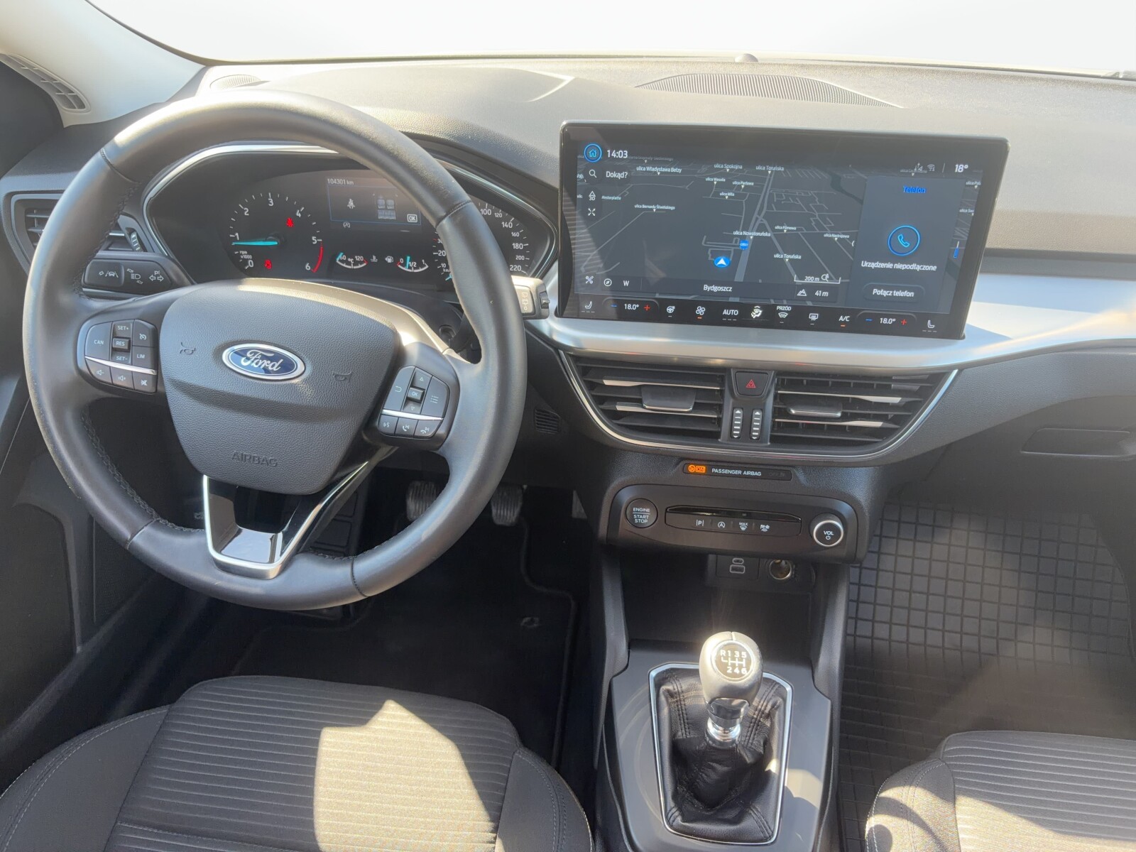 Ford Focus - zdjęcie 11
