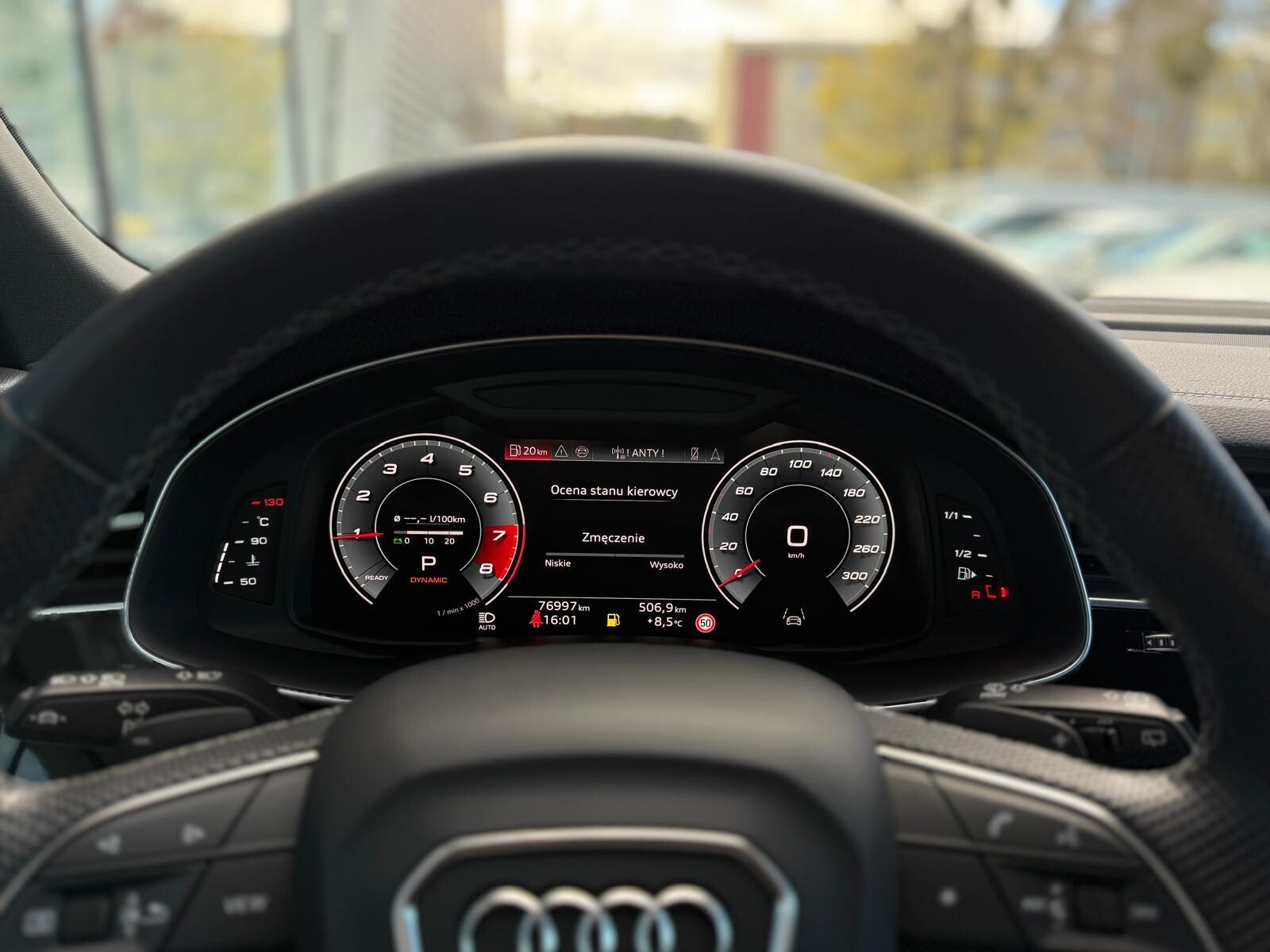 Audi SQ8 - zdjęcie 36