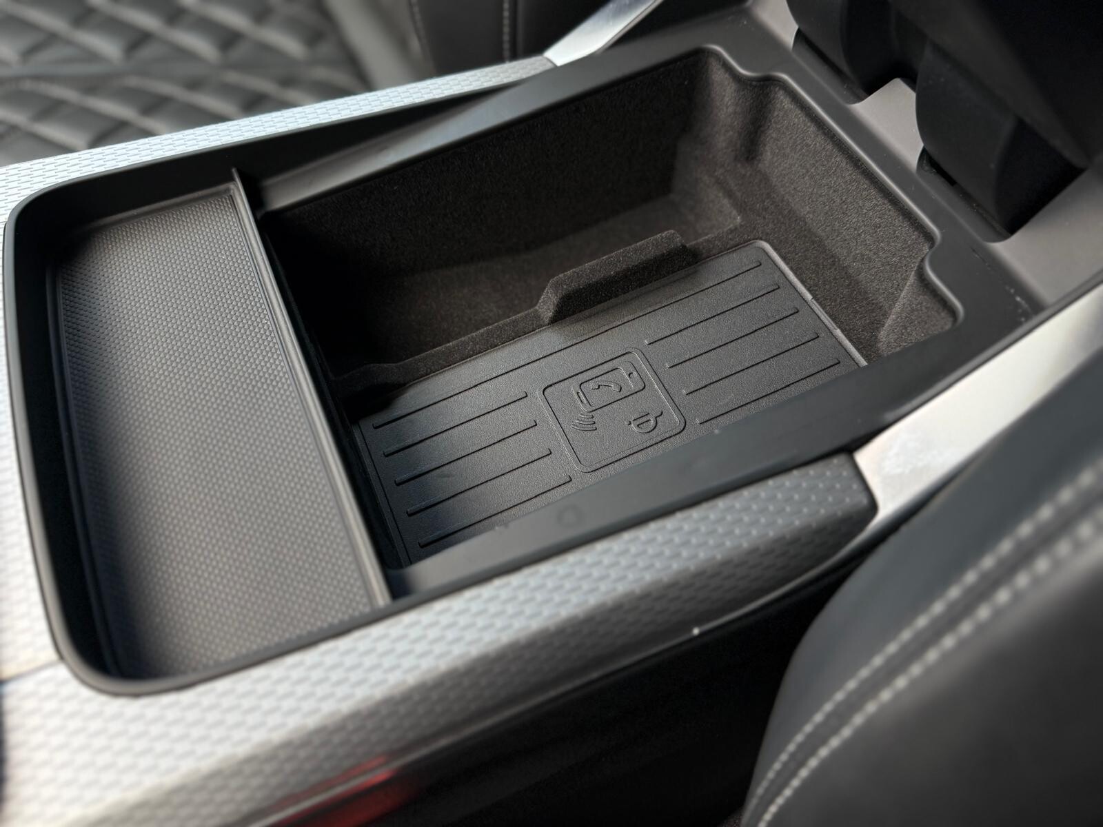Audi SQ8 - zdjęcie 32