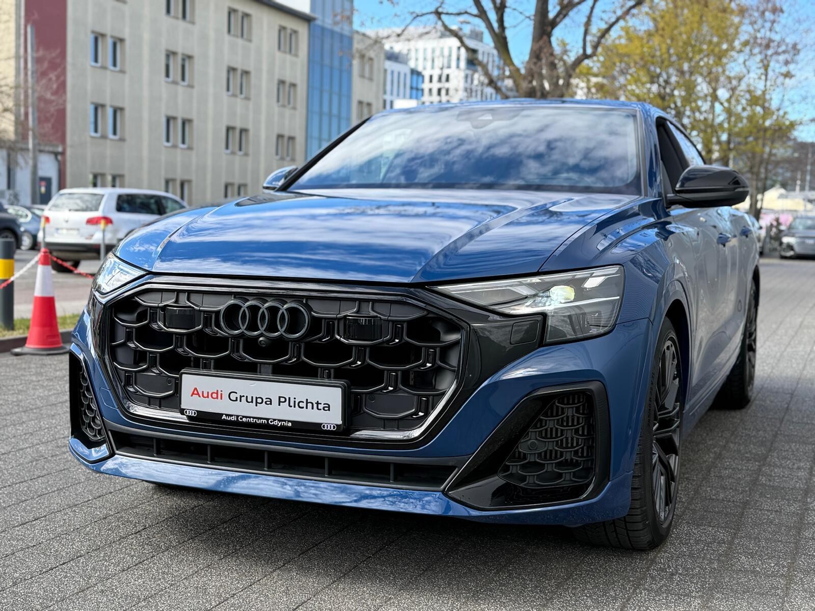 Audi SQ8 - zdjęcie 9