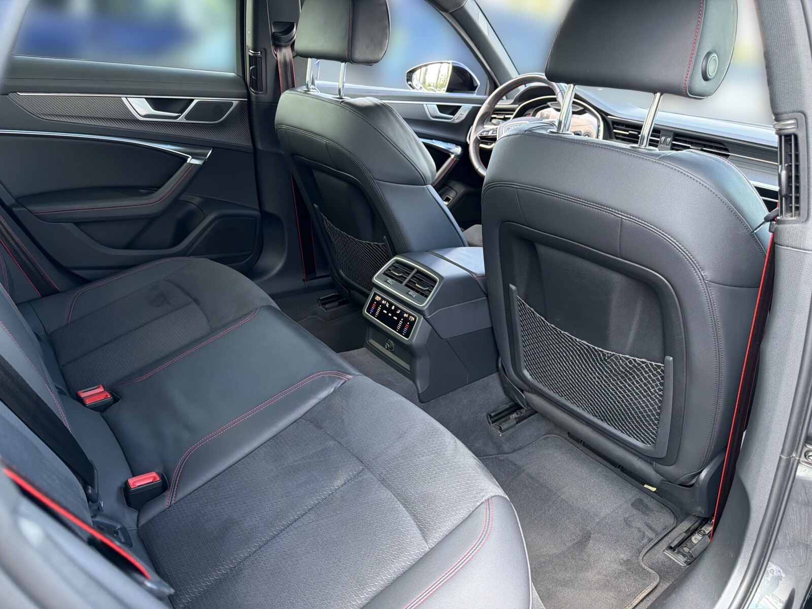 Audi A6 Limousine - zdjęcie 16
