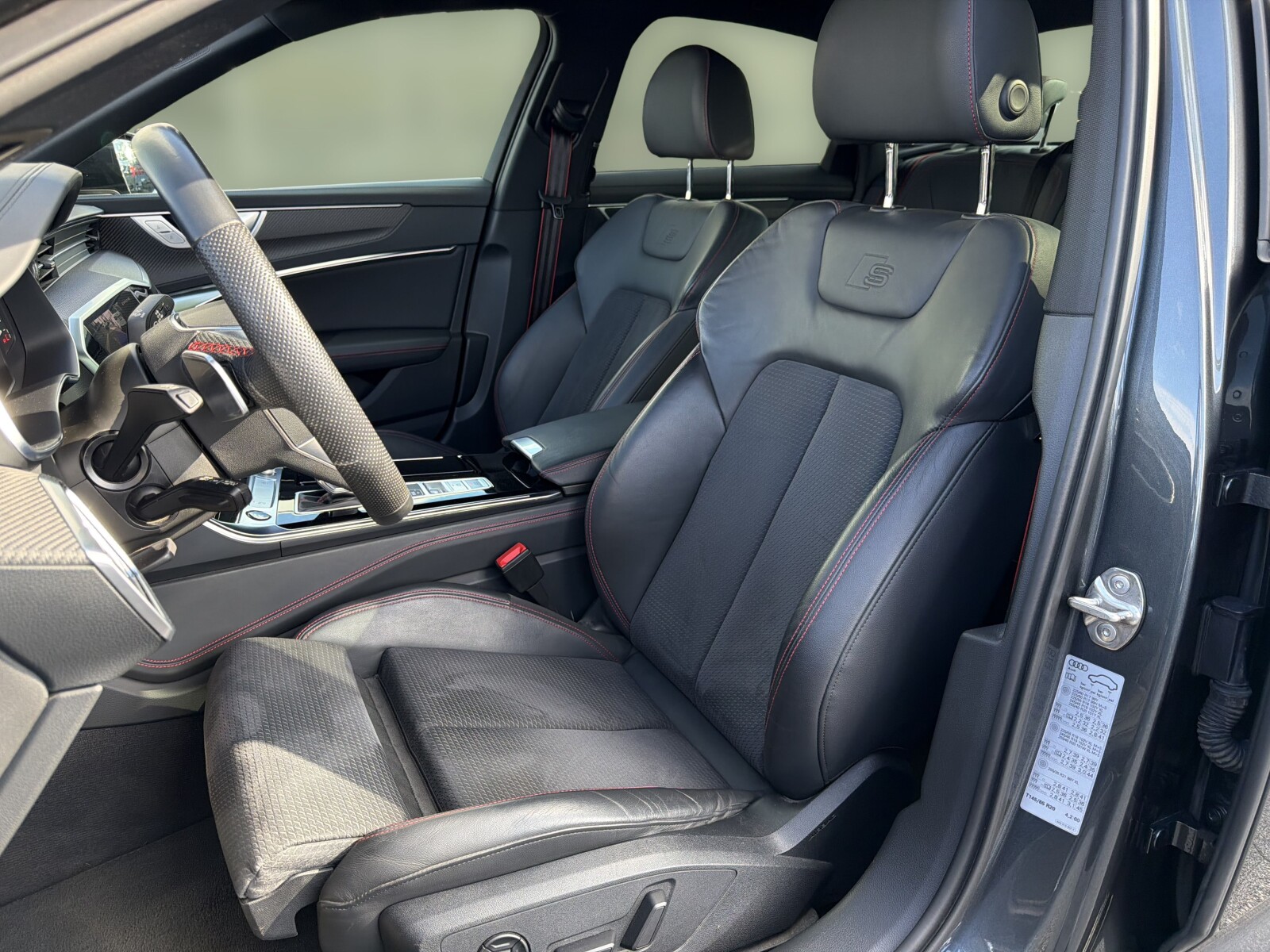 Audi A6 Limousine - zdjęcie 13