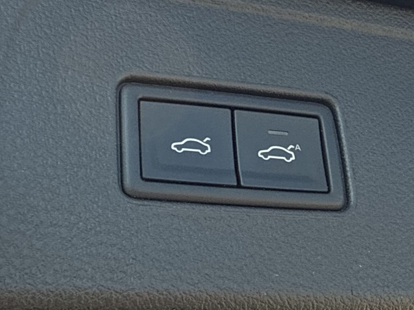 Volkswagen Passat Variant - zdjęcie 33