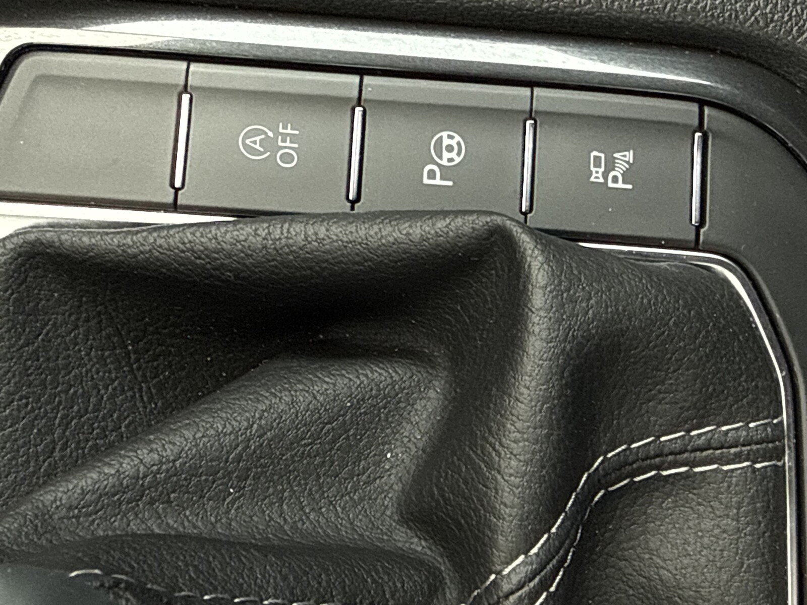 Volkswagen Tiguan Allspace - zdjęcie 23