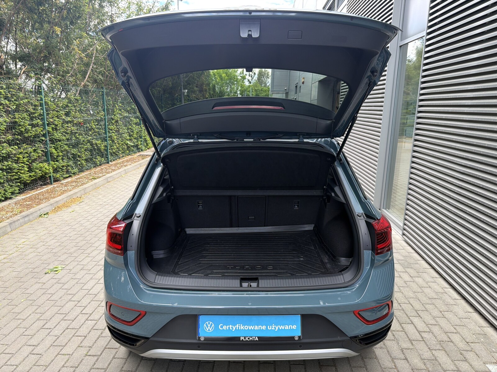 Volkswagen T-Roc - zdjęcie 18