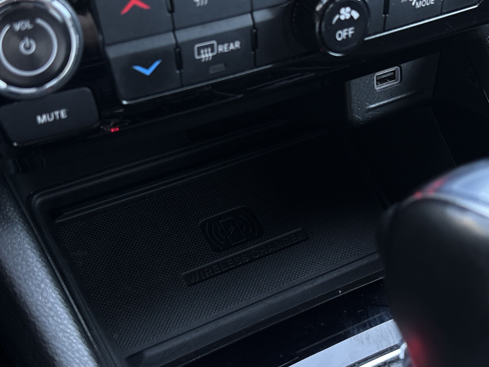 Jeep Compass - zdjęcie 27