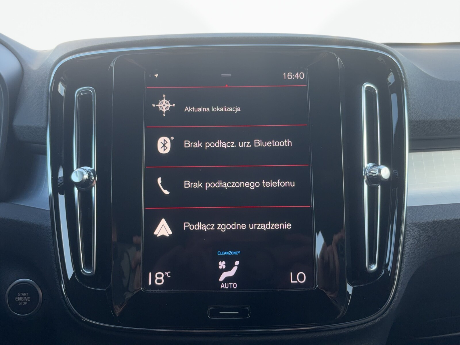 Volvo XC 40 - zdjęcie 15
