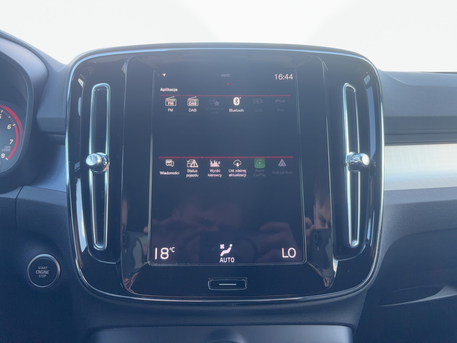 Volvo XC 40 - zdjęcie 30