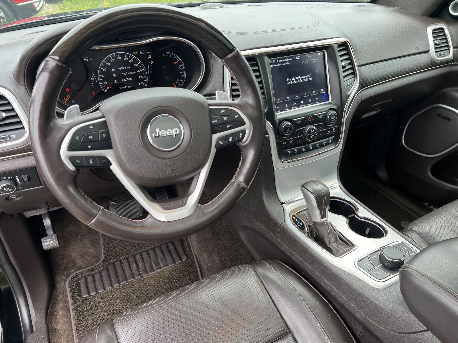 Jeep Grand Cherokee - zdjęcie 33