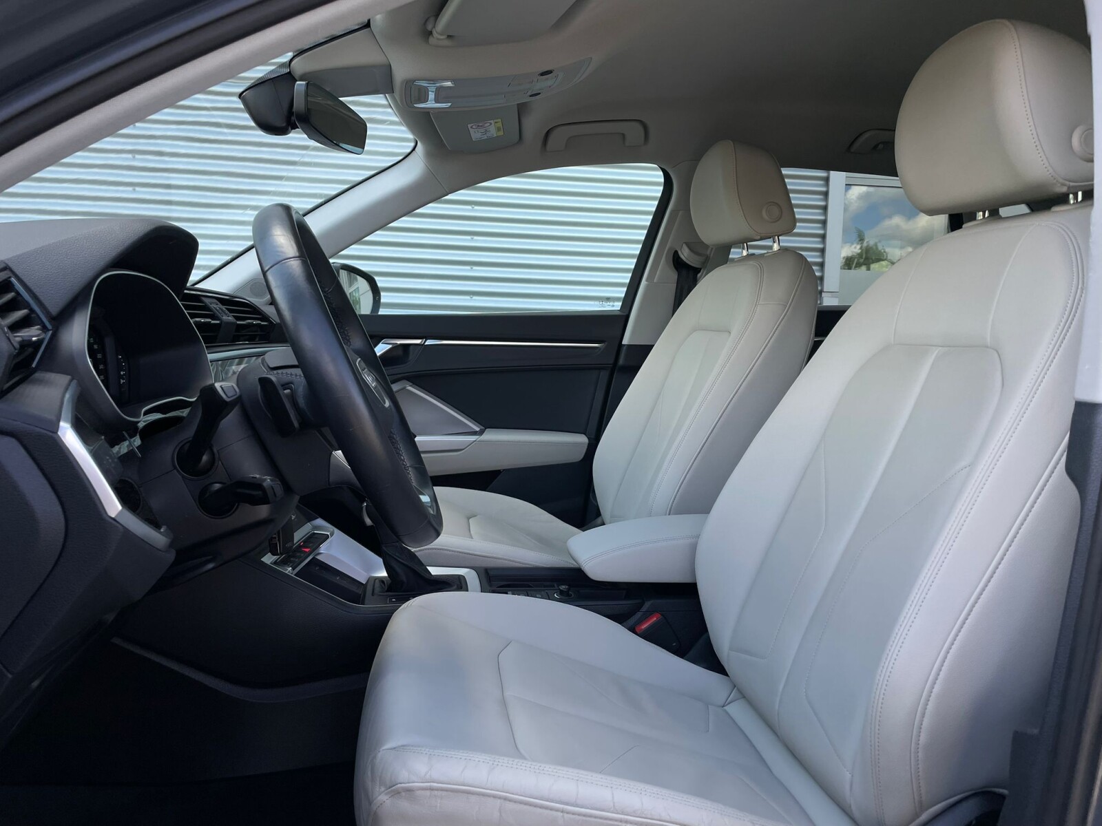 Audi Q3 - zdjęcie 21