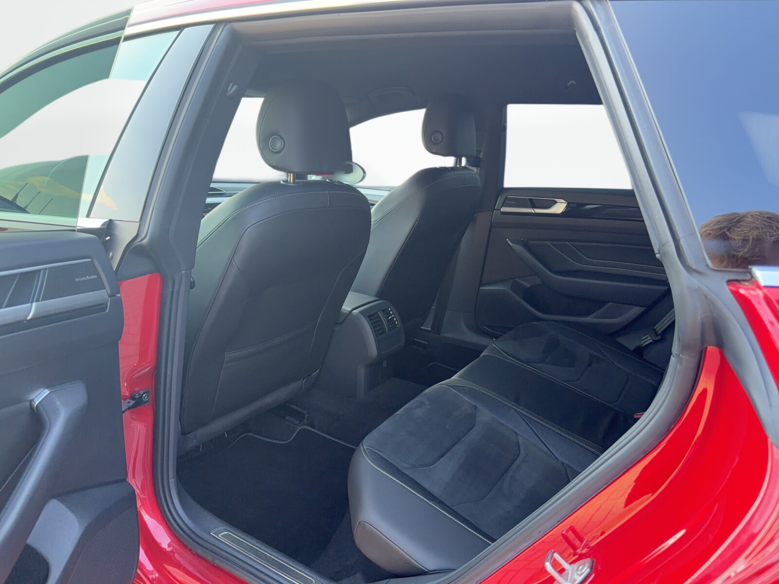 Volkswagen Arteon Shooting Brake - zdjęcie 35